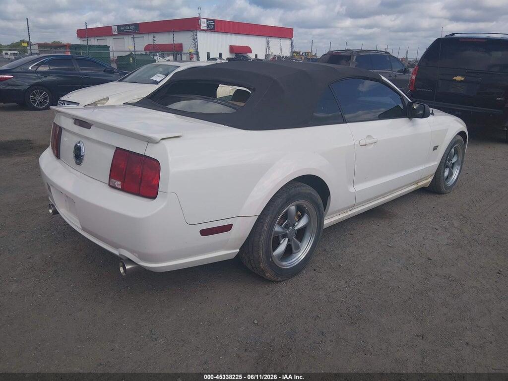 1ZVHT85H055105426 2005 FORD MUSTANG photo no. 4