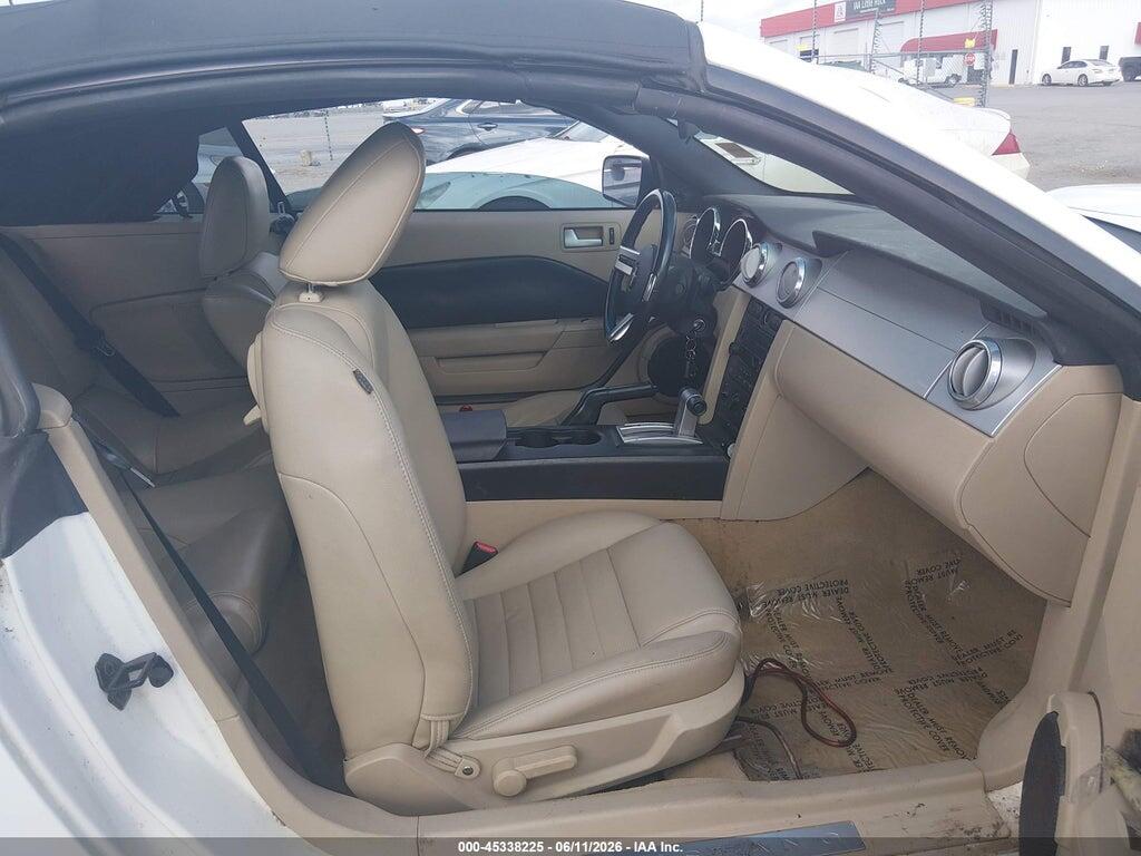 1ZVHT85H055105426 2005 FORD MUSTANG photo no. 5