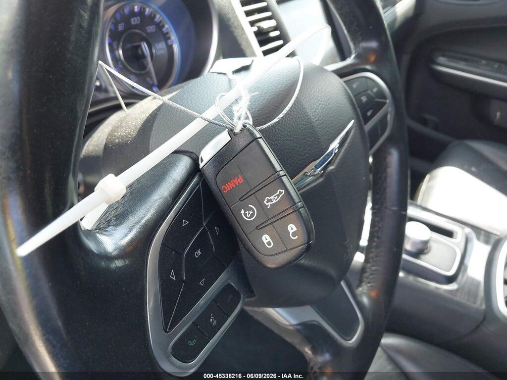 2C3CCAAG5KH517190 2019 CHRYSLER 300 photo no. 11