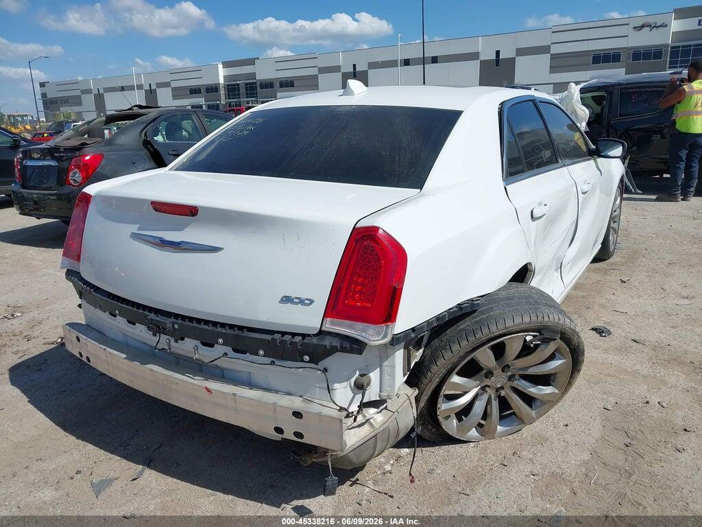 2C3CCAAG5KH517190 2019 CHRYSLER 300 photo no. 4
