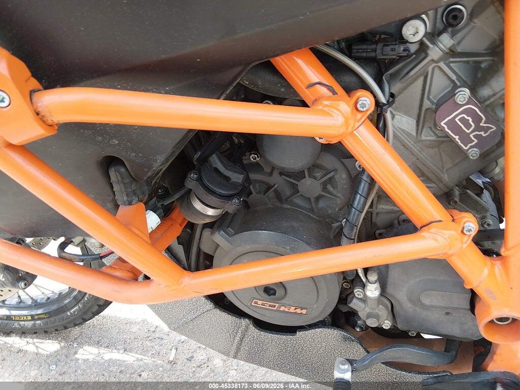 VBKV29400EM906680 2014 KTM 1190 photo no. 9