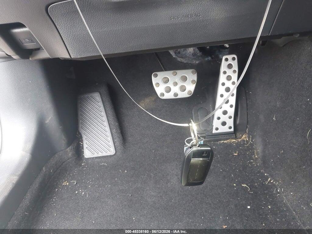 4T1DAACKXTU720786 2026 TOYOTA CAMRY photo no. 11