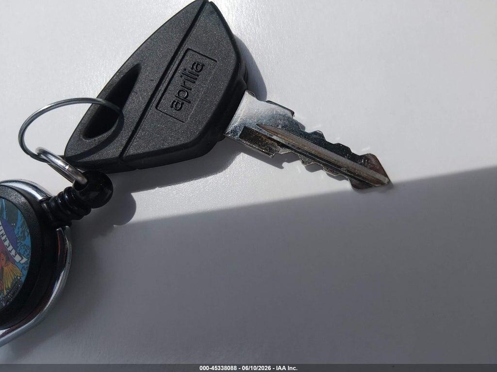 ZD4XGUA02TS000644 2026 APRILIA RS photo no. 11