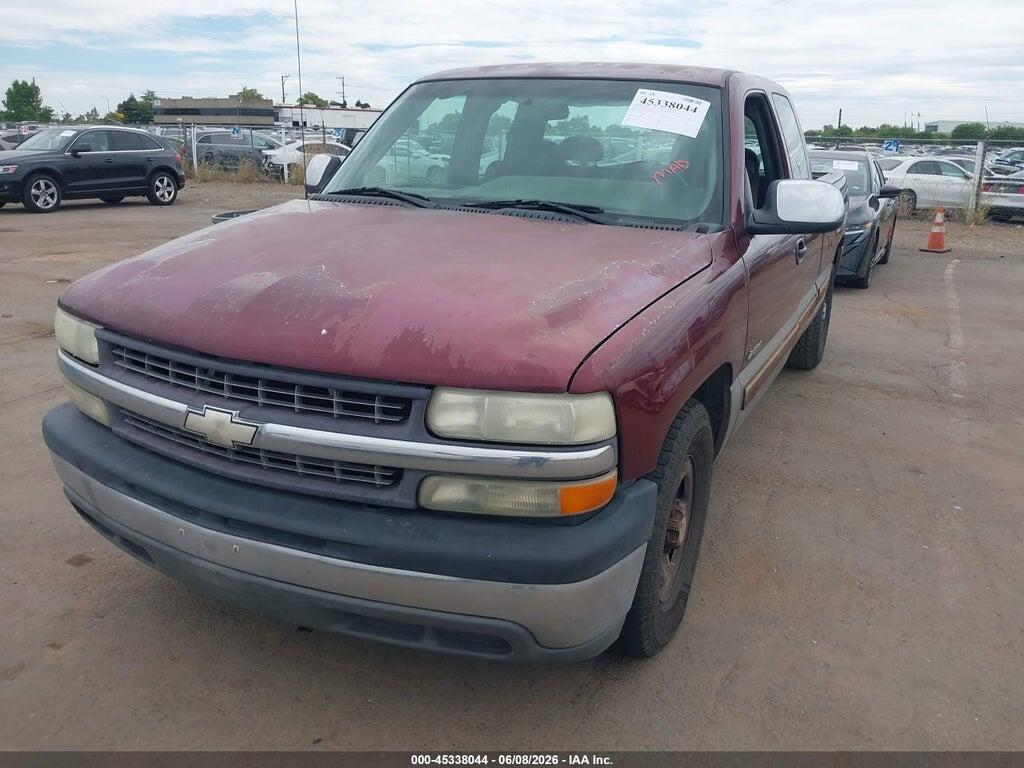 2GCEC19V311341996 2001 CHEVROLET SILVERADO 1500 photo no. 2