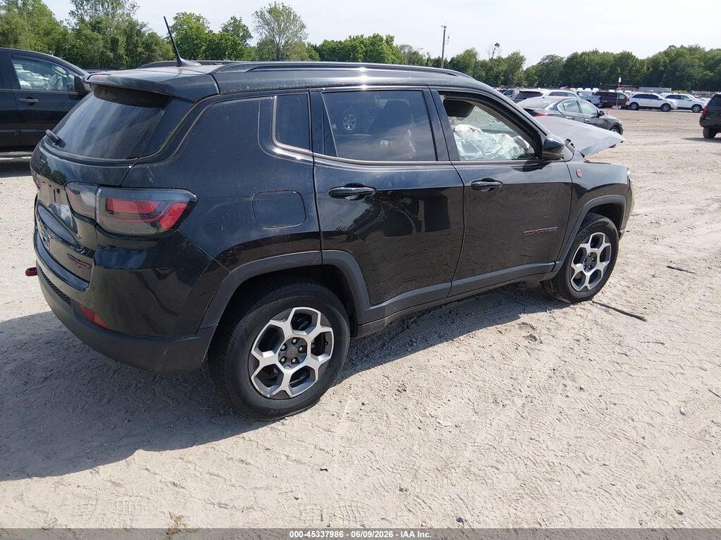 3C4NJDDB8NT191795 2022 JEEP COMPASS photo no. 4