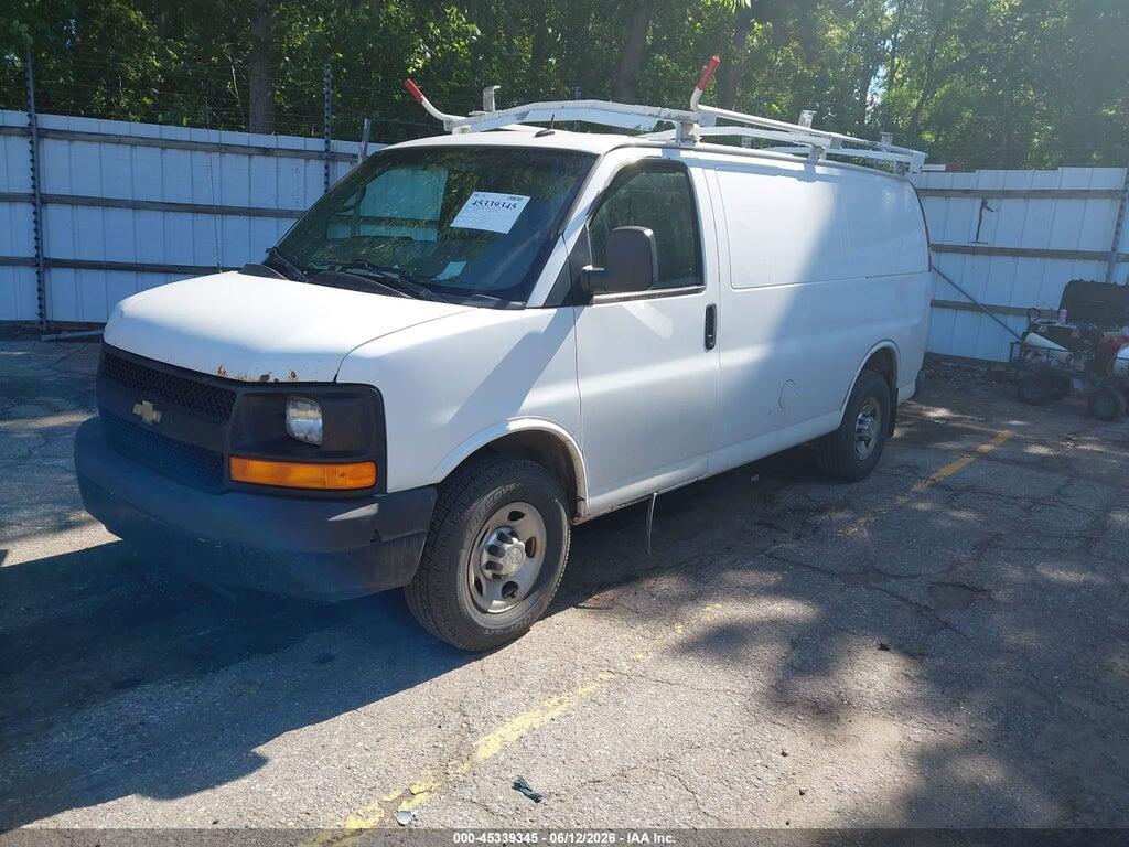 1GCWGFFF3F1122973 2015 CHEVROLET EXPRESS 2500 photo no. 2