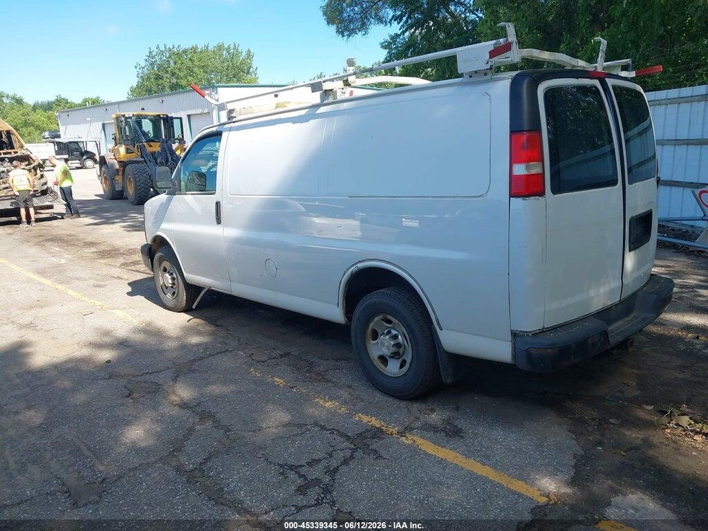 1GCWGFFF3F1122973 2015 CHEVROLET EXPRESS 2500 photo no. 3