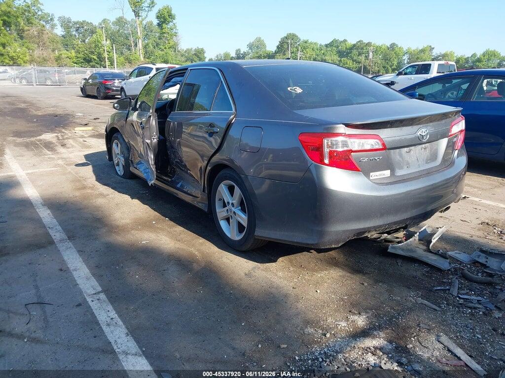 4T1BF1FK3EU462084 2014 TOYOTA CAMRY photo no. 3