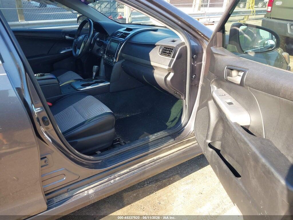4T1BF1FK3EU462084 2014 TOYOTA CAMRY photo no. 5