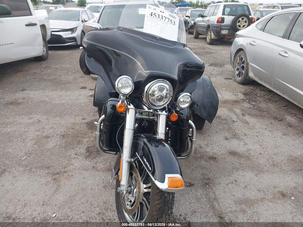 1HD1MAM1XCB853076 2012 HARLEY-DAVIDSON FLHTCUTG photo no. 5