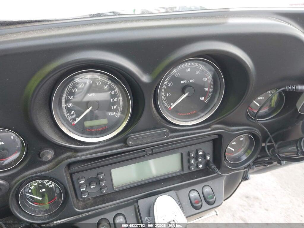1HD1MAM1XCB853076 2012 HARLEY-DAVIDSON FLHTCUTG photo no. 7