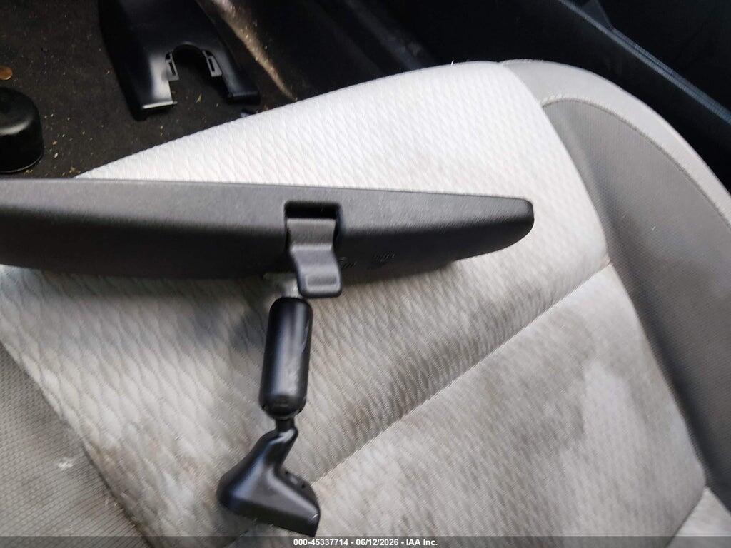 5YFBURHE0KP884239 2019 TOYOTA COROLLA photo no. 12