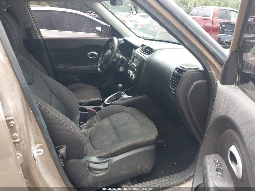 KNDJN2A29G7308027 2016 KIA SOUL photo no. 5