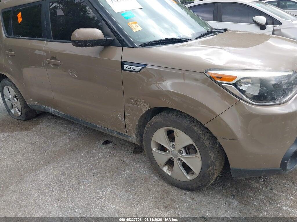 KNDJN2A29G7308027 2016 KIA SOUL photo no. 6