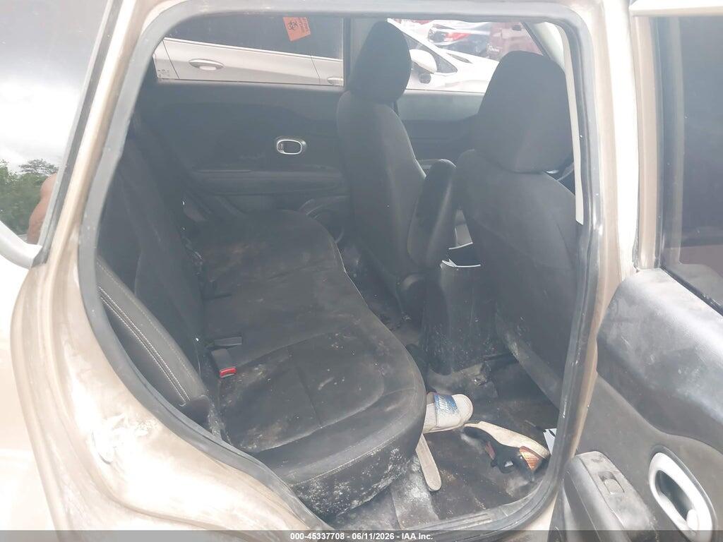 KNDJN2A29G7308027 2016 KIA SOUL photo no. 8