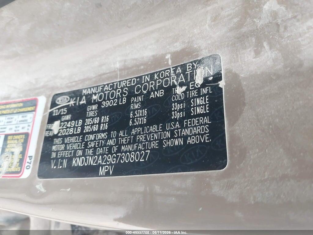 KNDJN2A29G7308027 2016 KIA SOUL photo no. 9