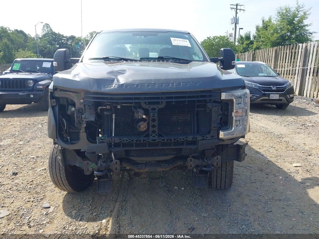 1FT7W2B69JEB16795 2018 FORD F-250 photo no. 12