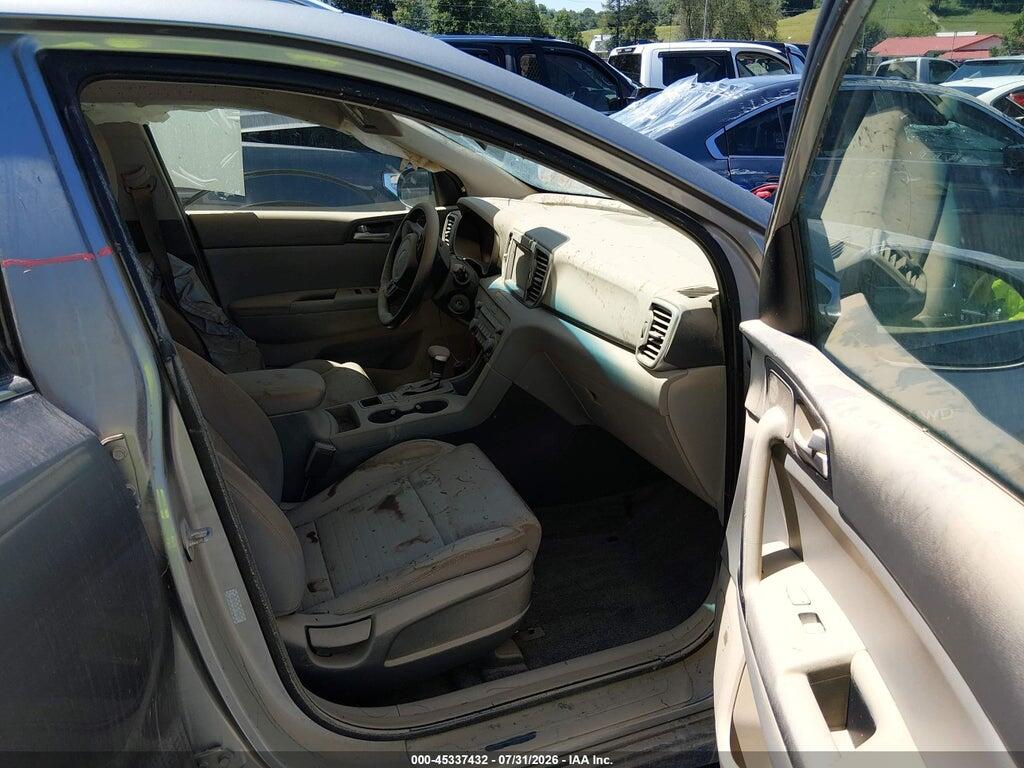 KNDPMCAC2K7589897 2019 KIA SPORTAGE photo no. 5