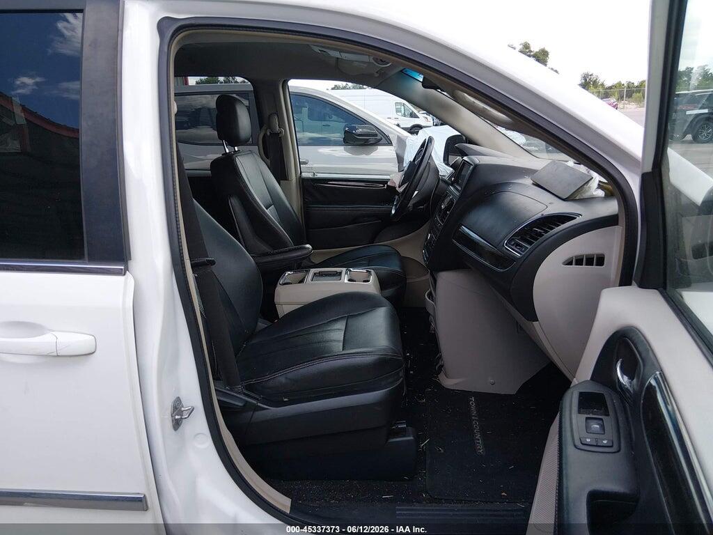2C4RC1BG4GR279905 2016 CHRYSLER TOWN & COUNTRY photo no. 5