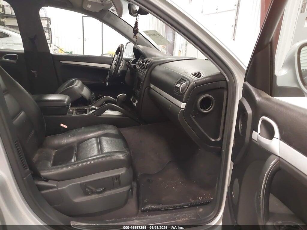 WP1AB29P74LA69698 2004 PORSCHE CAYENNE photo no. 5