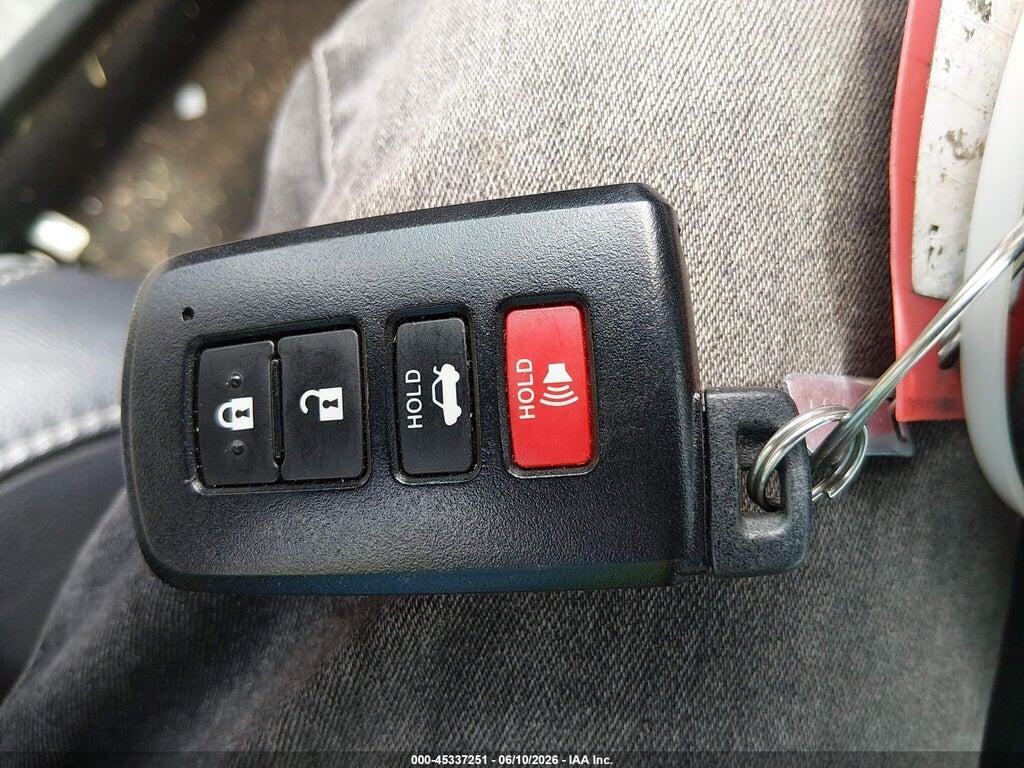 2T1BURHE6FC473272 2015 TOYOTA COROLLA photo no. 11
