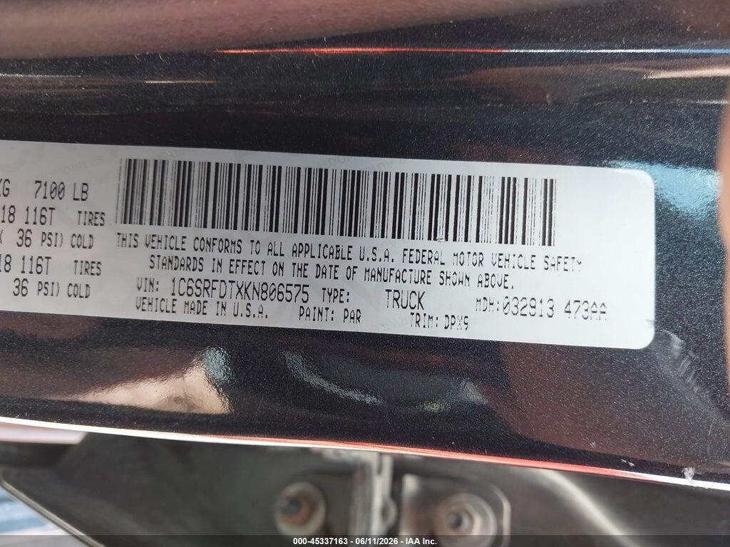 1C6SRFDTXKN806575 2019 RAM 1500 photo no. 9