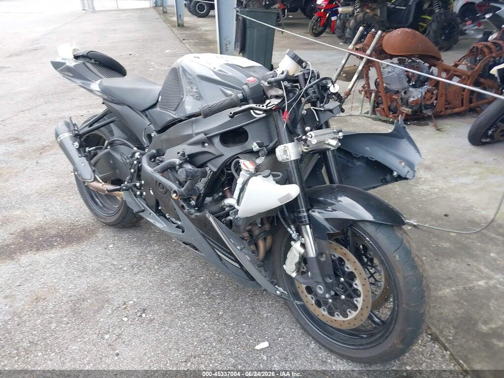 JS1GN7FA5S7100026 2025 SUZUKI GSX-R600 photo no. 1