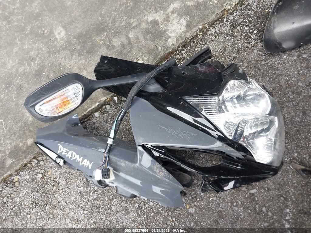 JS1GN7FA5S7100026 2025 SUZUKI GSX-R600 photo no. 12