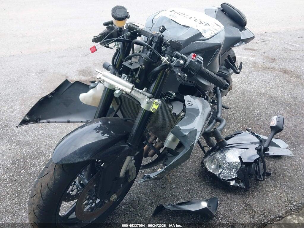 JS1GN7FA5S7100026 2025 SUZUKI GSX-R600 photo no. 2