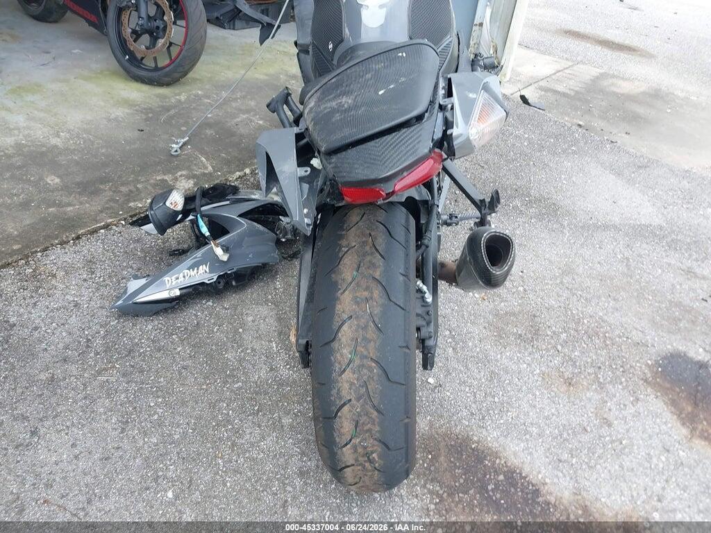 JS1GN7FA5S7100026 2025 SUZUKI GSX-R600 photo no. 6