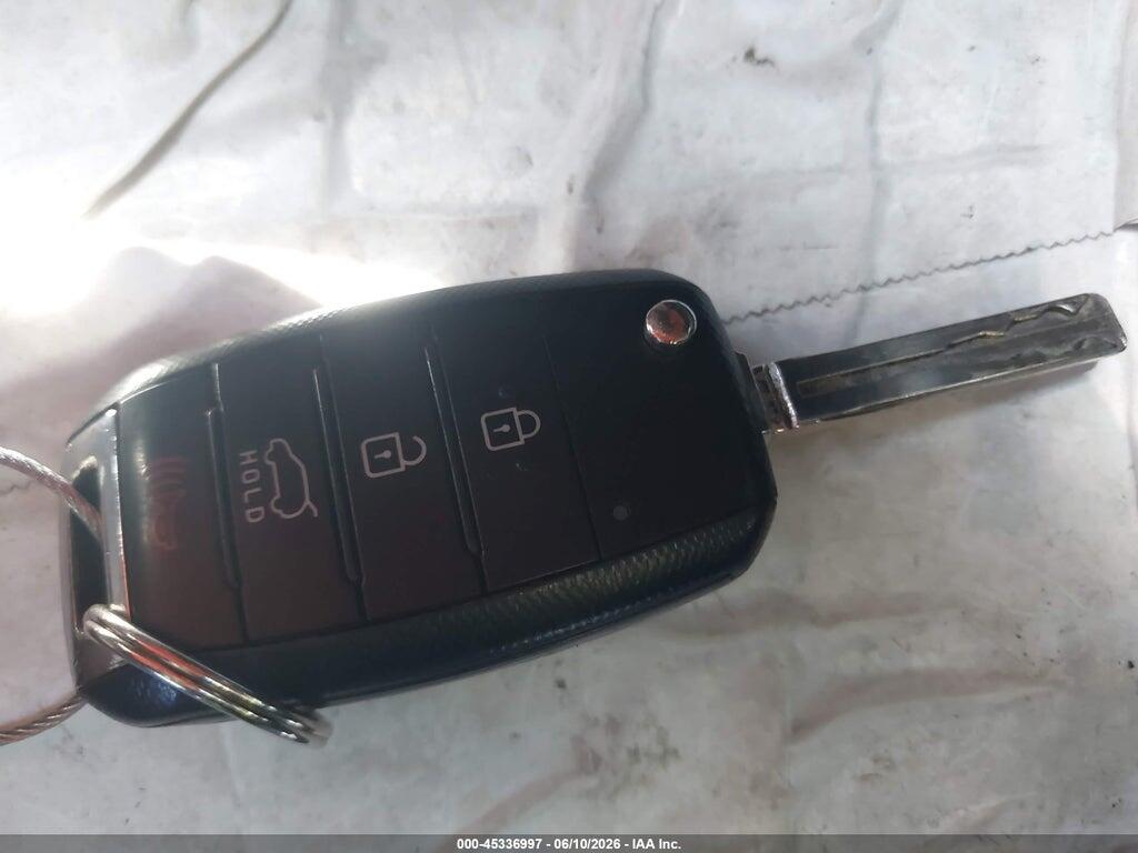 KNDJP3A55K7656331 2019 KIA SOUL photo no. 11