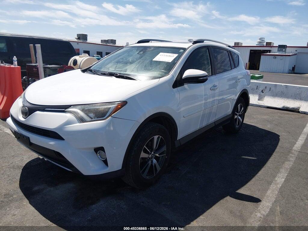 JTMRFREV2JJ252519 2018 TOYOTA RAV4 photo no. 2