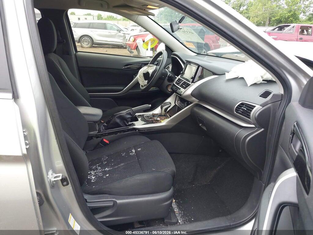 JA4AT3AA9KZ046343 2019 MITSUBISHI ECLIPSE CROSS photo no. 5