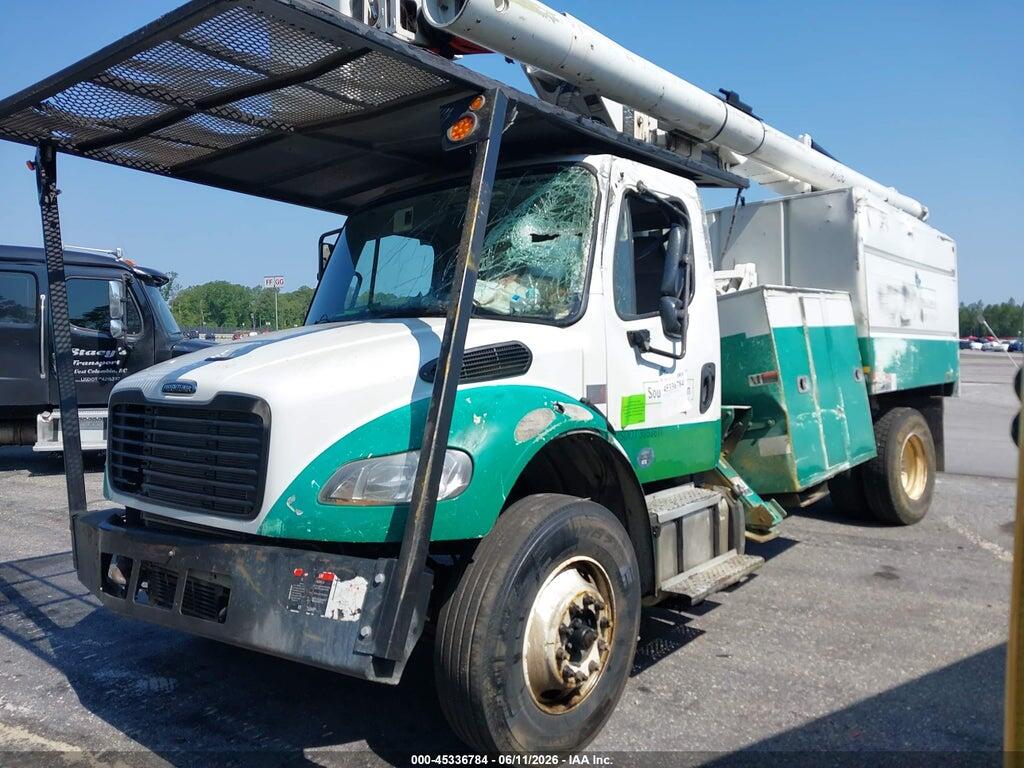 1FVACXFC7LHLB4949 2020 FREIGHTLINER M2 106 photo no. 2
