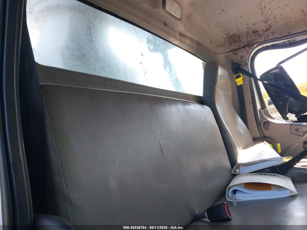 1FVACXFC7LHLB4949 2020 FREIGHTLINER M2 106 photo no. 7