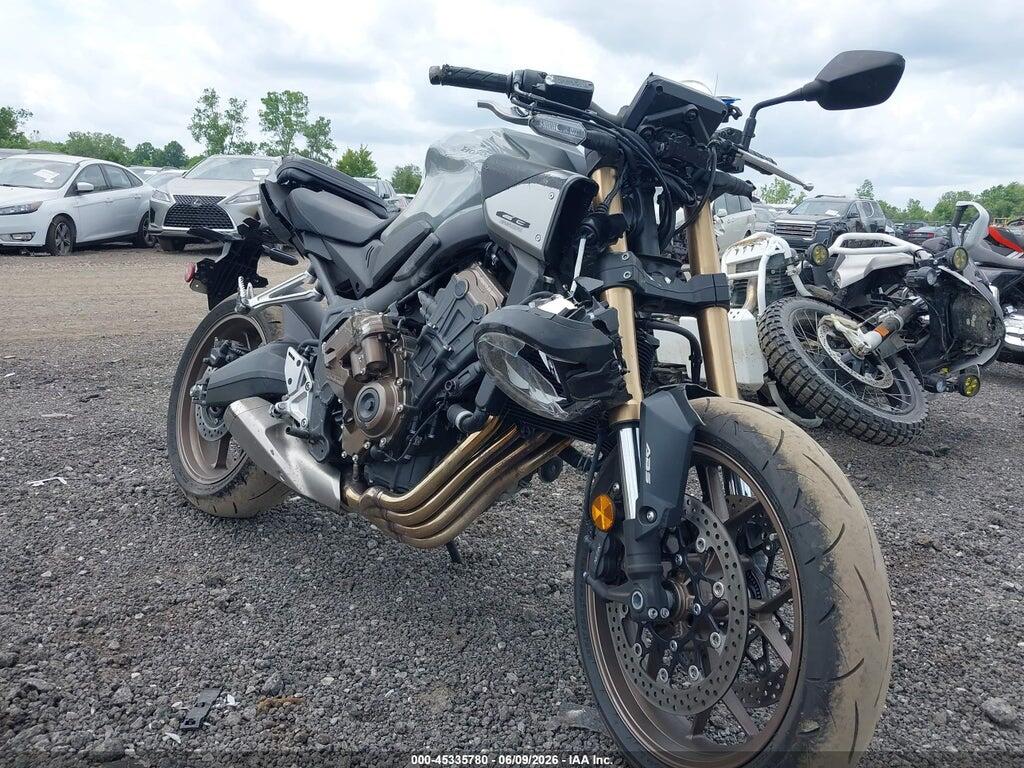 MLHRH1659R5000956 2024 HONDA CB650 photo no. 1