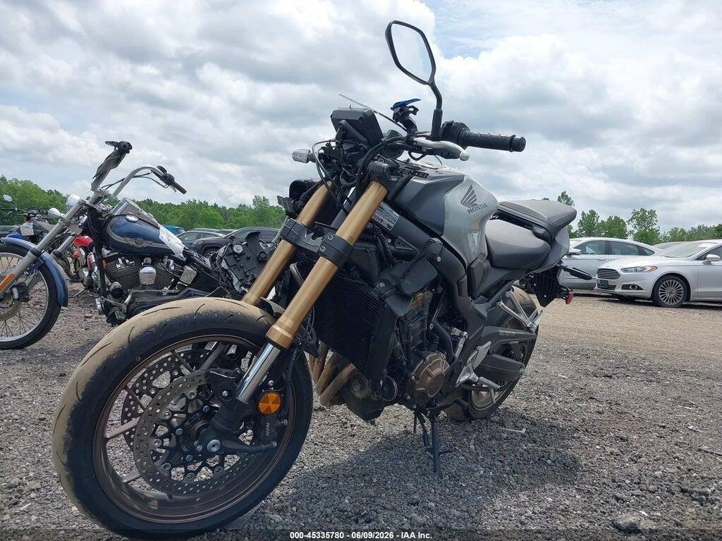 MLHRH1659R5000956 2024 HONDA CB650 photo no. 2