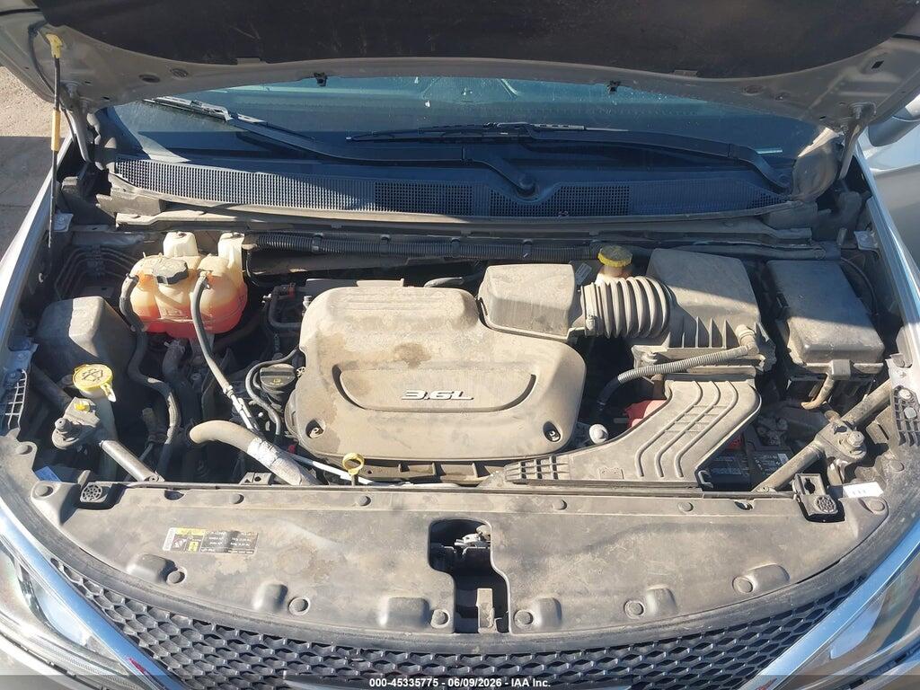 2C4RC1BG6HR576935 2017 CHRYSLER PACIFICA photo no. 10