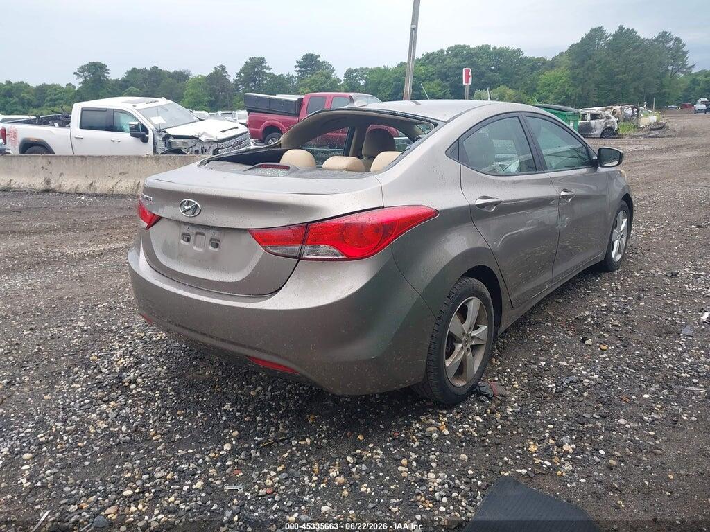 5NPDH4AE8DH412011 2013 HYUNDAI ELANTRA photo no. 4