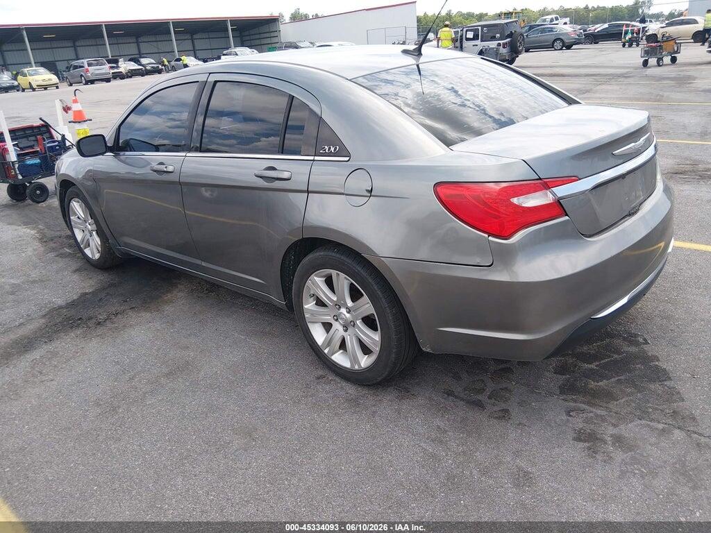 1C3BC1FB6BN614074 2011 CHRYSLER 200 photo no. 3