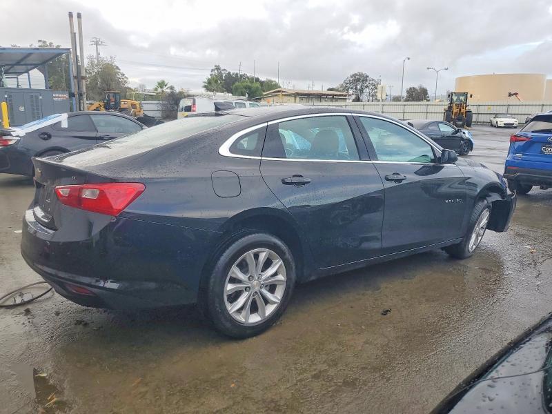 2023 CHEVROLET MALIBU LT — Фото 3 из 13