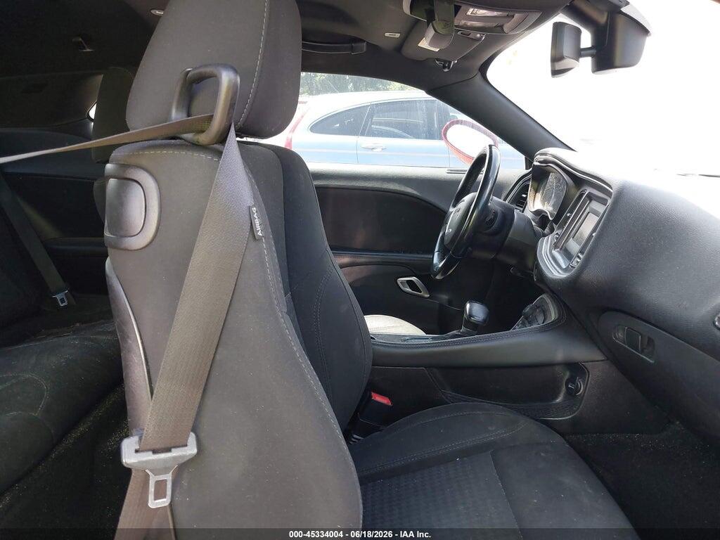 2C3CDZAG5HH568600 2017 DODGE CHALLENGER photo no. 5