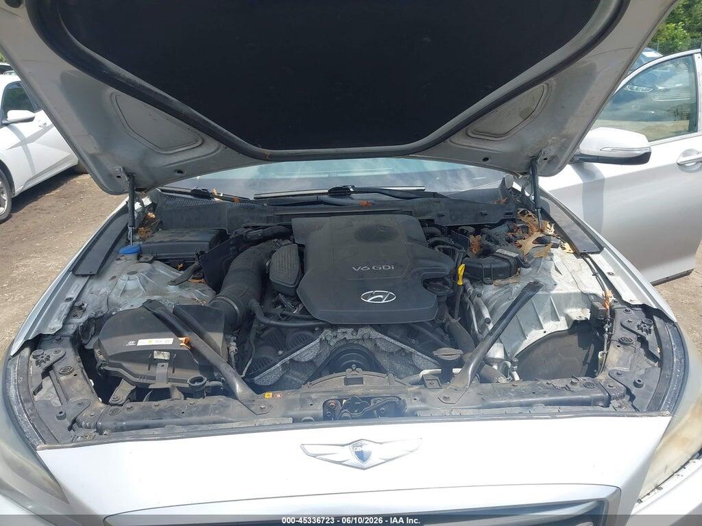 KMHGN4JE8FU100281 2015 HYUNDAI GENESIS photo no. 10