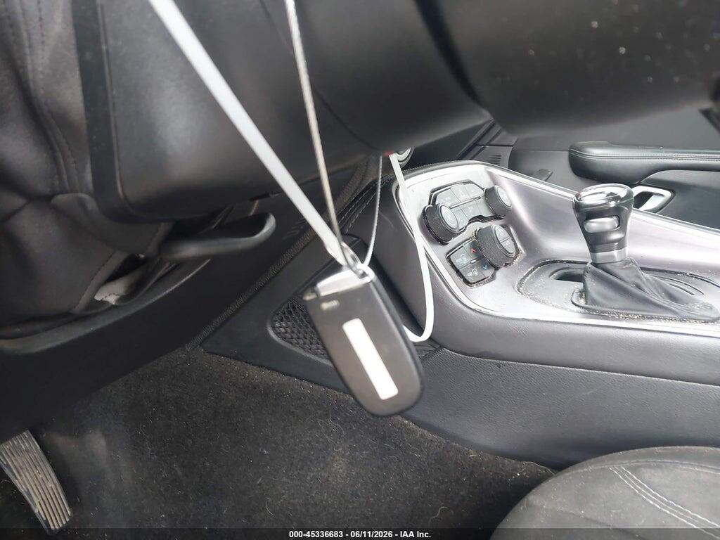 2C3CDZAG1GH101365 2016 DODGE CHALLENGER photo no. 11