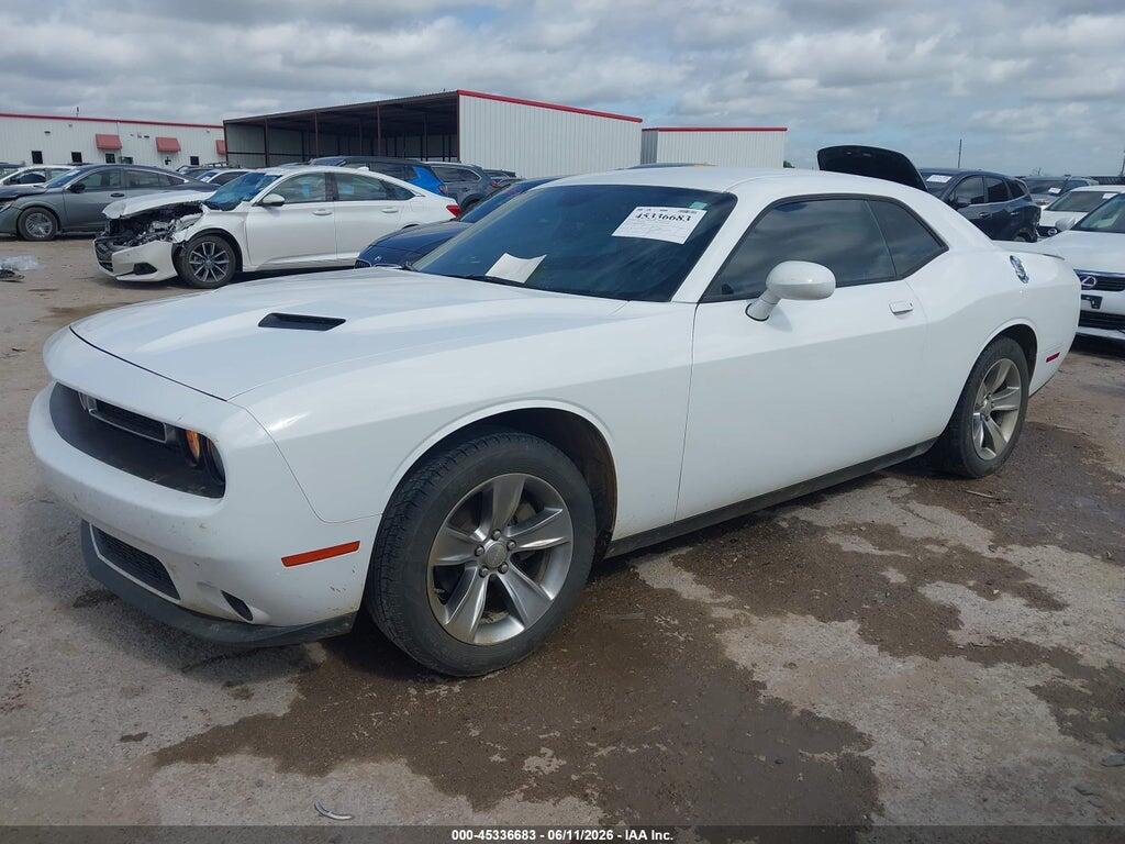 2C3CDZAG1GH101365 2016 DODGE CHALLENGER photo no. 2
