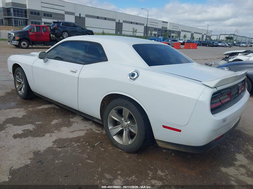 2C3CDZAG1GH101365 2016 DODGE CHALLENGER photo no. 3