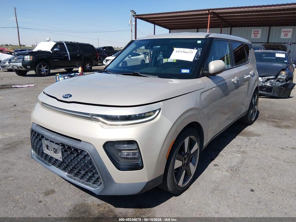 KNDJ33AUXL7051029 2020 KIA SOUL photo no. 2