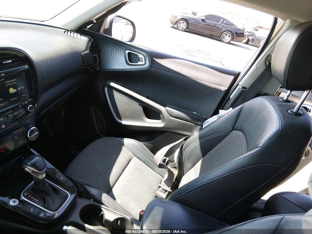 KNDJ33AUXL7051029 2020 KIA SOUL photo no. 5