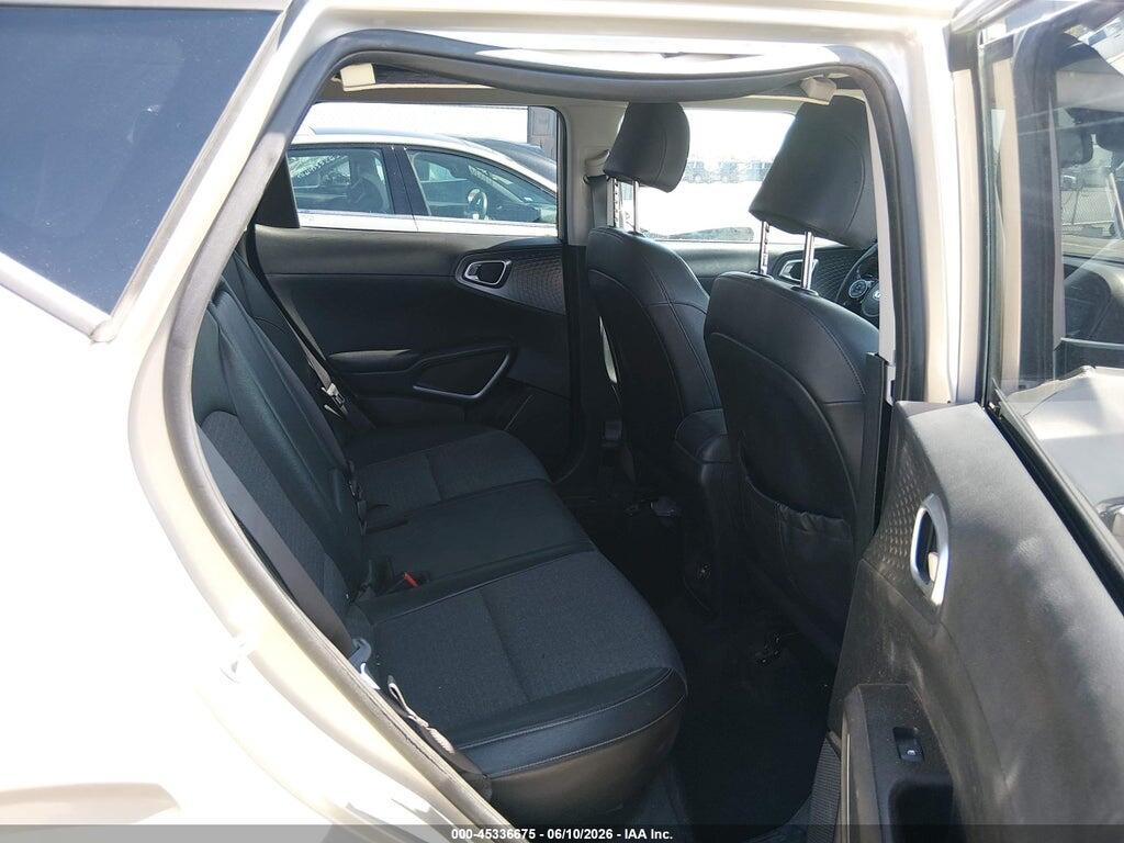 KNDJ33AUXL7051029 2020 KIA SOUL photo no. 8