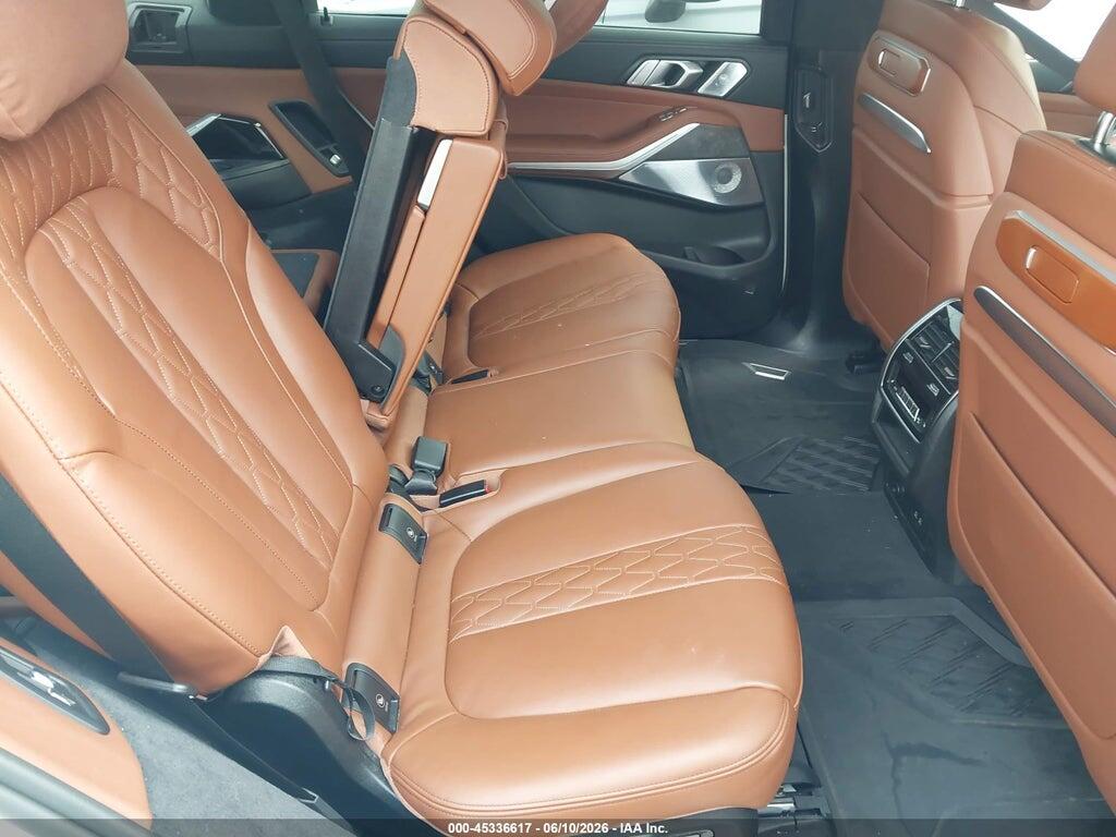 5UX33EM01S9Y36537 2025 BMW X7 photo no. 8